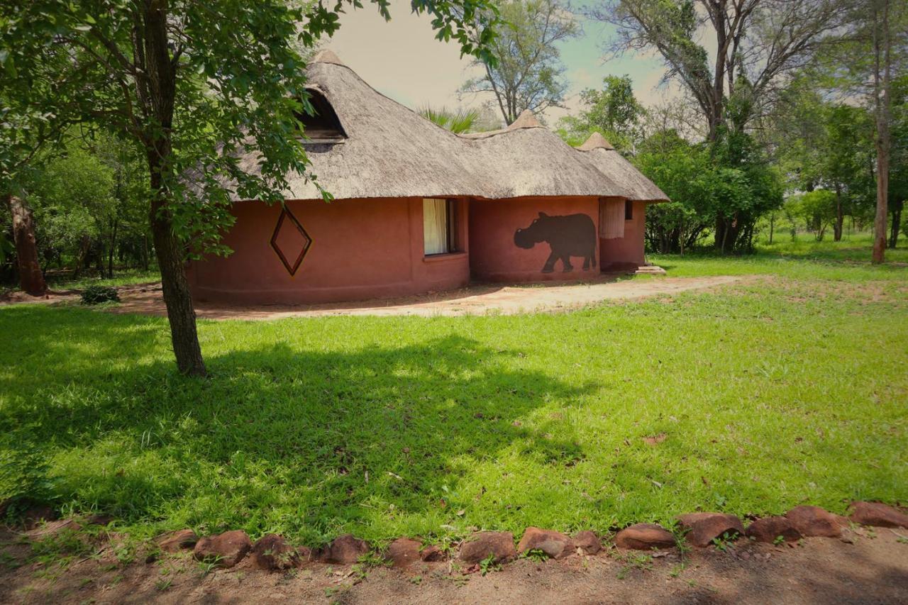 Munga Eco-Lodge Лівінґстон Екстер'єр фото