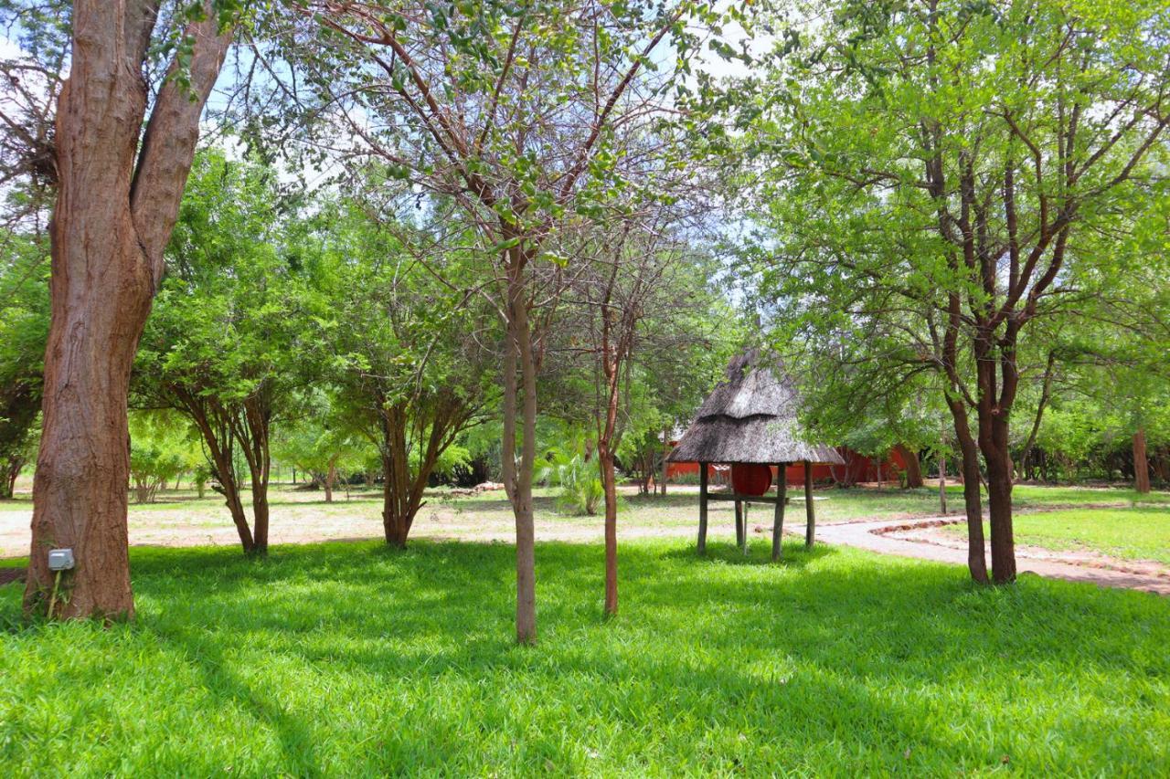 Munga Eco-Lodge Лівінґстон Екстер'єр фото